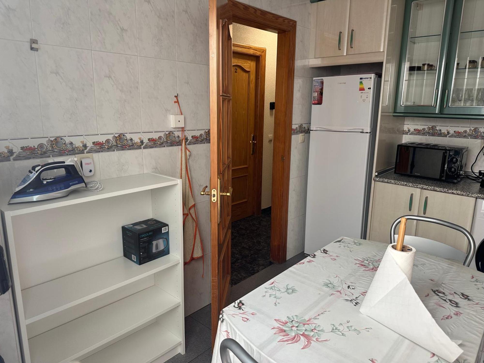Almeria Centro Habitacion Privada En Apartamento Compartido ภายนอก รูปภาพ