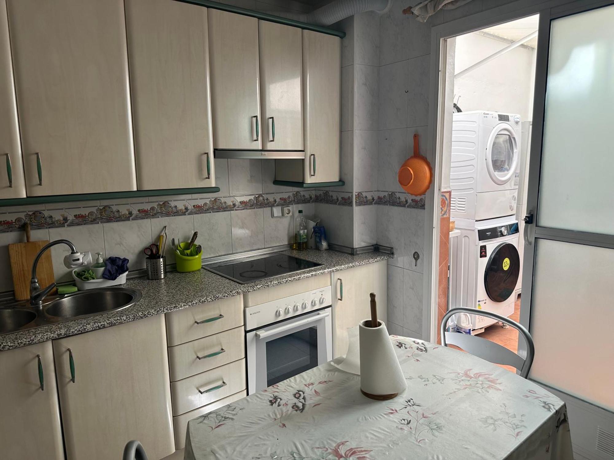 Almeria Centro Habitacion Privada En Apartamento Compartido ภายนอก รูปภาพ